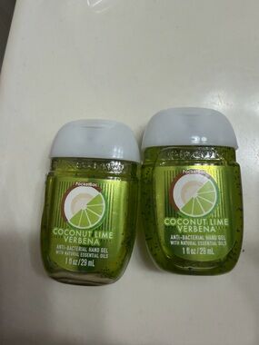 Bath & Body Works Coconut Lime Verbena PocketBac Hand Gel - Green & White